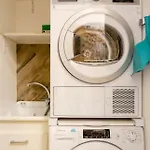 Grosszuegige Im Herzen Von ماتيرا